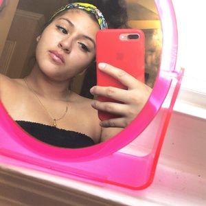 Meet your Posher, Kim